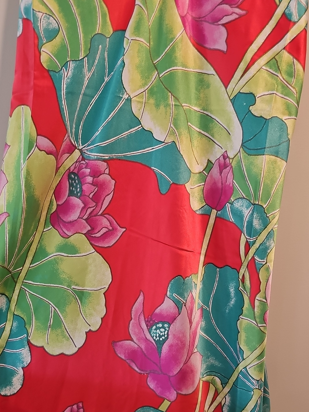 Natori Red Floral Slip Dress with Teal and Green Accents Size Medium NWT - Picture 3 of 6